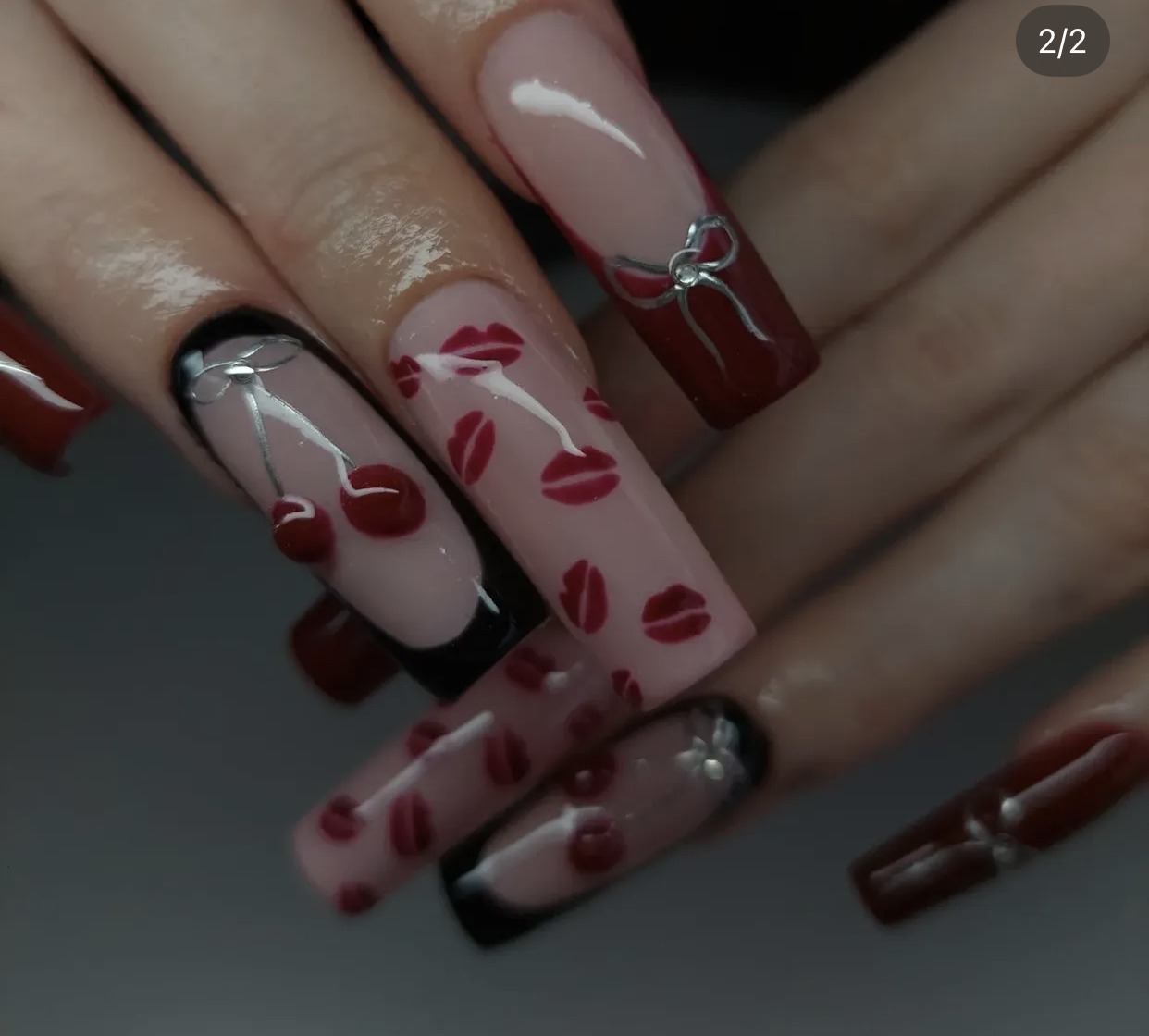 Nail art élégant Bordeaux